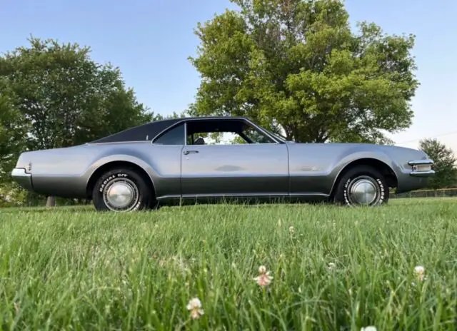 1969 Oldsmobile Toronado