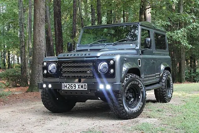 1990 Land Rover Defender