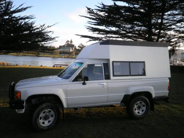 1986 Toyota 4Runner Custom Camper