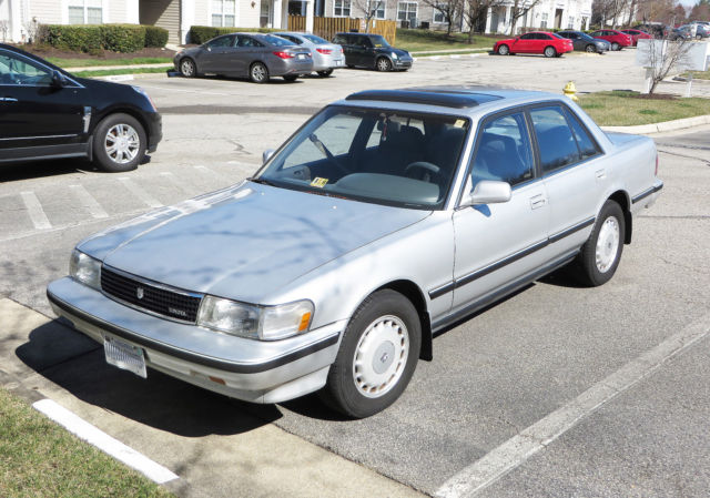 1990 Toyota Cressida Silver