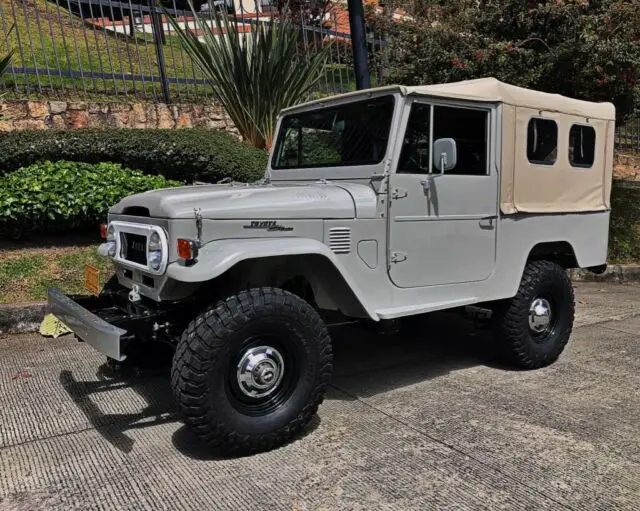 1973 Toyota FJ Cruiser