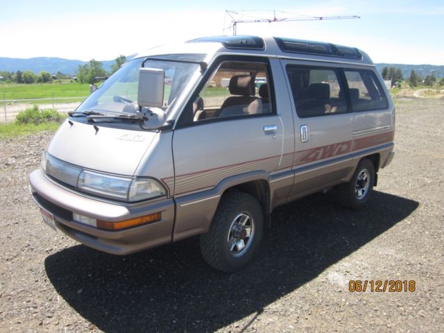 1990 Toyota 4WD MASTER ACE SURF