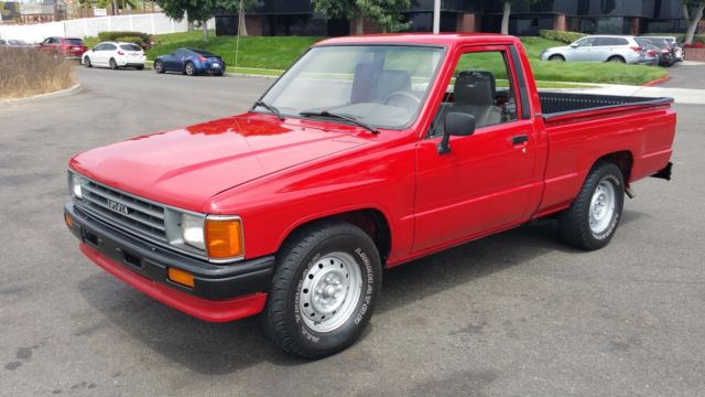 1988 Toyota 2WD Pickups --