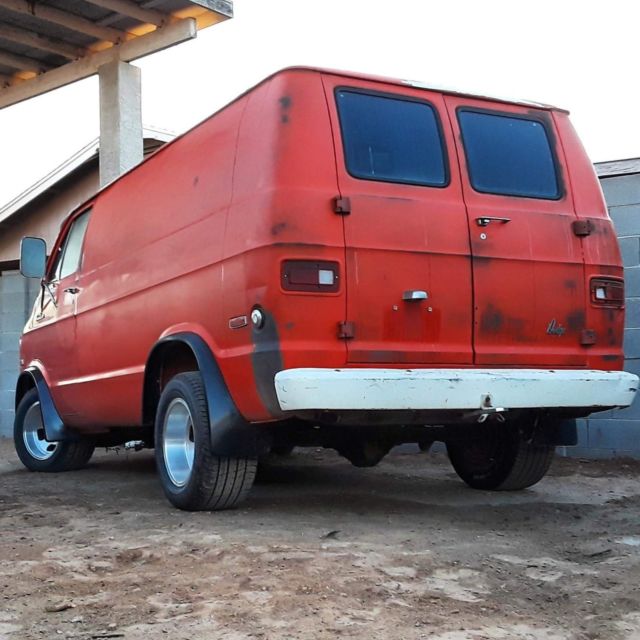1976 Dodge Ram Van Tradesman Shorty Custom
