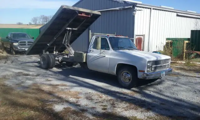 1982 Chevrolet Silverado 3500 none