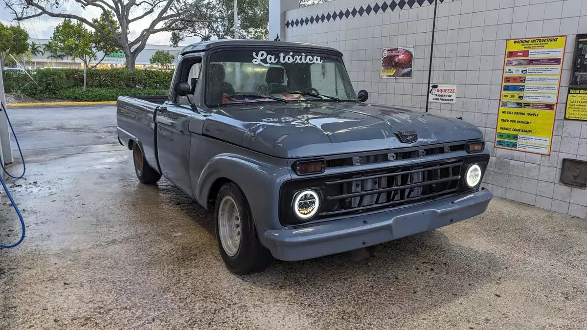 1965 Ford F-100