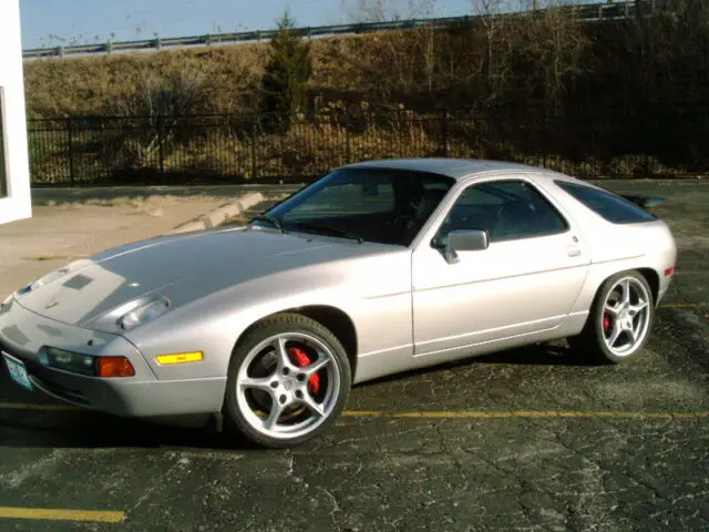 1988 Porsche 928 S4