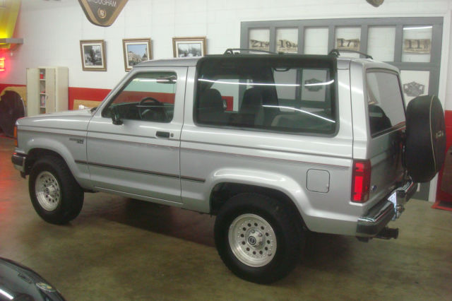 1990 Ford Bronco II XL PACKAGE