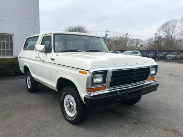 1979 Ford Bronco CUSTOM