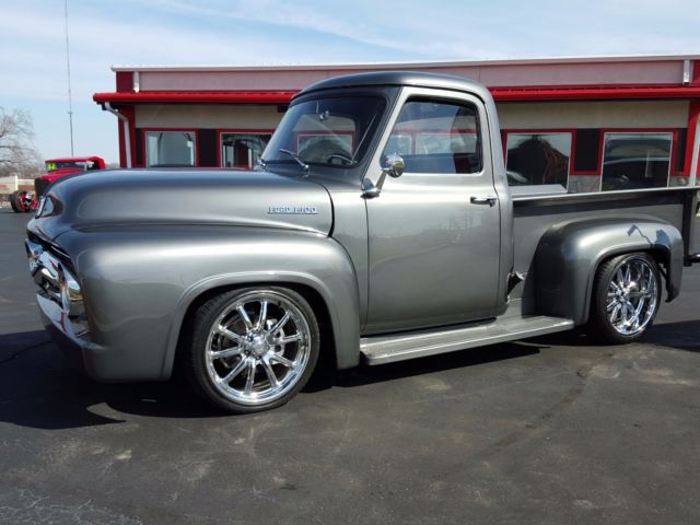 1953 Ford F-100