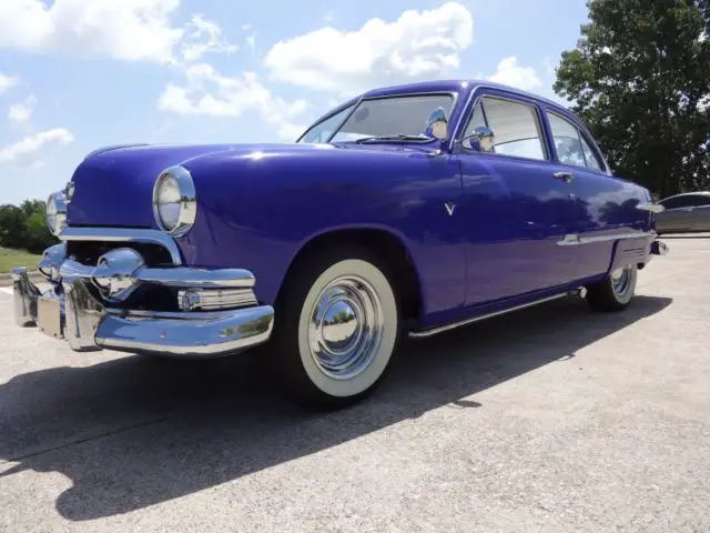 1951 Ford Custom Two-Door Sedan Street Rod