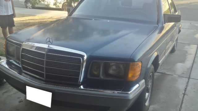 1982 Mercedes-Benz 300-Series