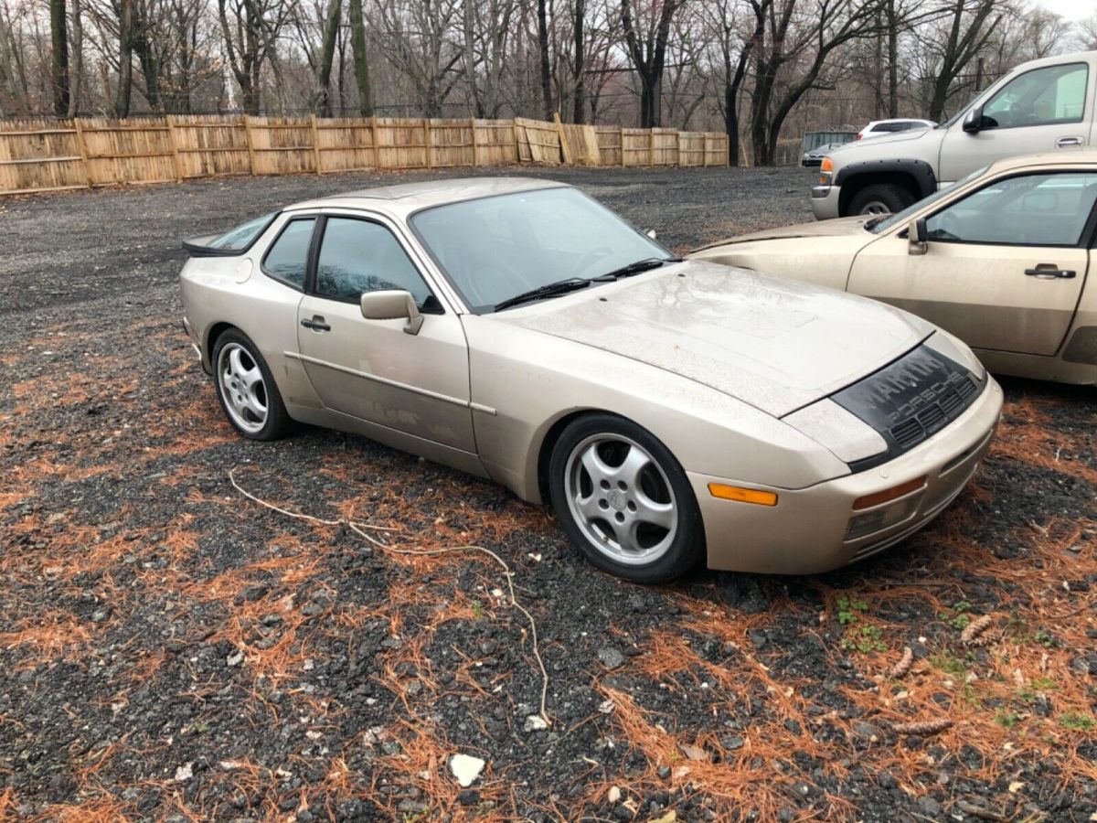 1989 Porsche 944