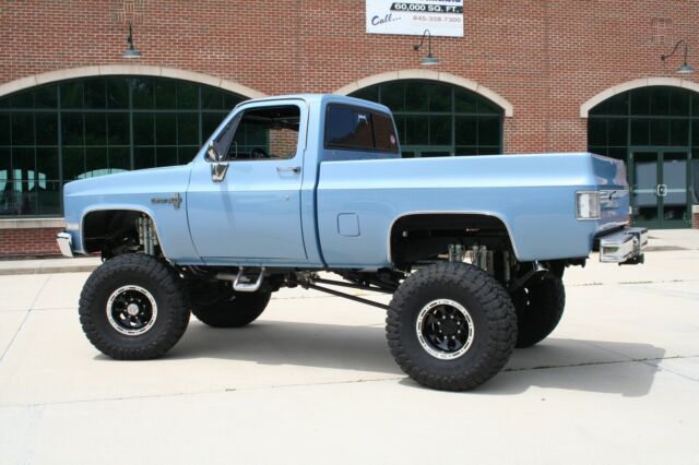 1986 Chevrolet C/K Pickup 1500 Custom Deluxe