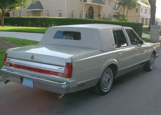 1988 Lincoln Town Car AHA FORMAL - FLORIDA - 44K MI