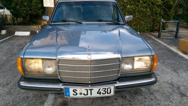 1985 Mercedes-Benz 300-Series 230TE