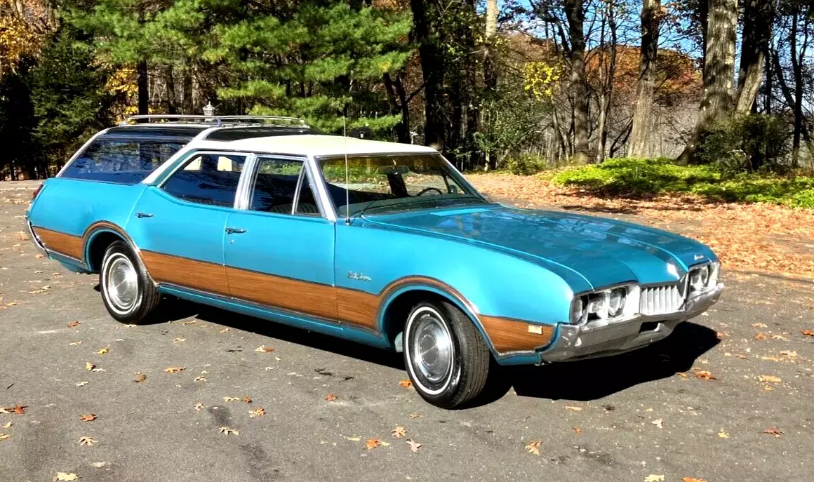 1968 Oldsmobile Vista Cruiser