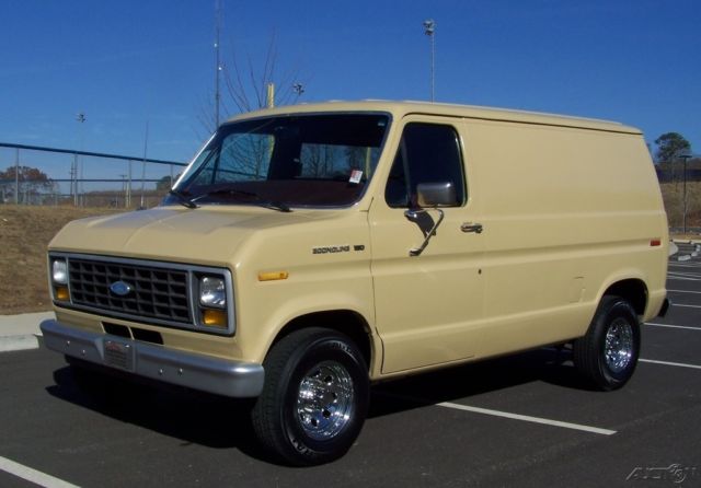 1984 Ford E-Series Van 1-OWNER-89K-FACTORY-4-SPEED-SEE-VIDEO-N-130-PHOTOS