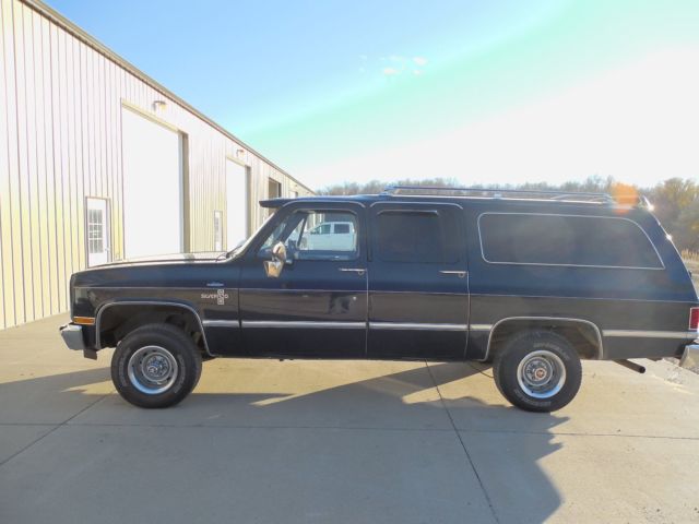 1985 Chevrolet Suburban Silverado