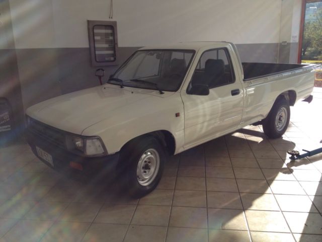 1991 Toyota Hilux