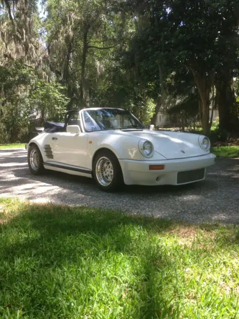 1985 Porsche 911 Leather