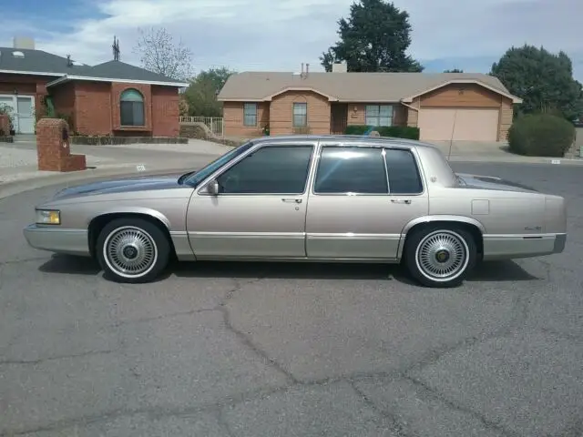 1990 Cadillac DeVille Cloth