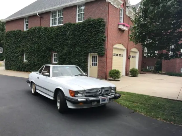 1987 Mercedes-Benz 500-Series