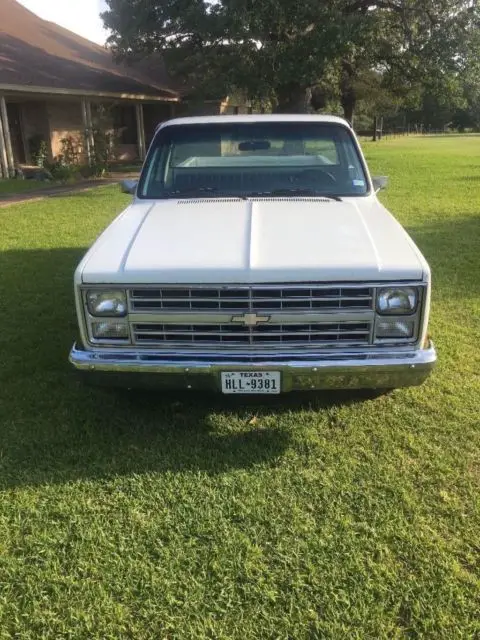 1986 Chevrolet C-10 Custom deluxe