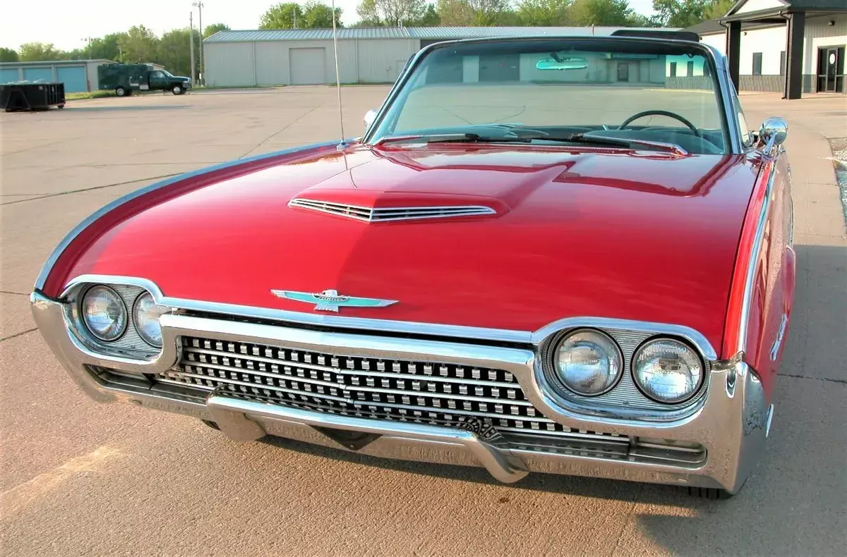 1962 Ford Thunderbird Convertible