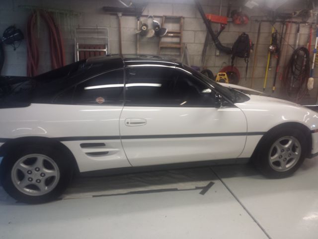 1991 Toyota MR2 Mid engine sport roof