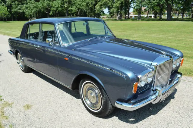 1967 Rolls-Royce Silver Shadow - Bentley T 4 door saloon