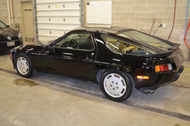 1986 Porsche 928 S