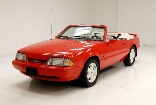 1992 Ford Mustang LX Convertible