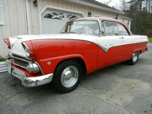 1955 Ford Fairlane --