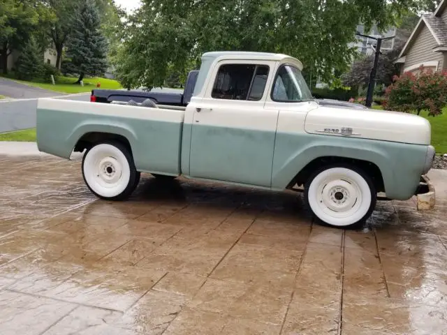 1959 Ford F-100