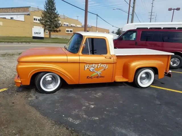 1961 Ford F-100