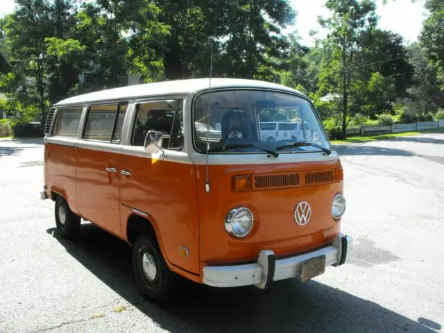 1974 Volkswagen Bus/Vanagon