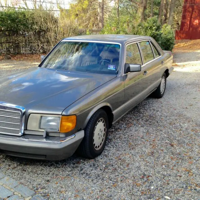 1986 Mercedes-Benz S-Class 420 SEL