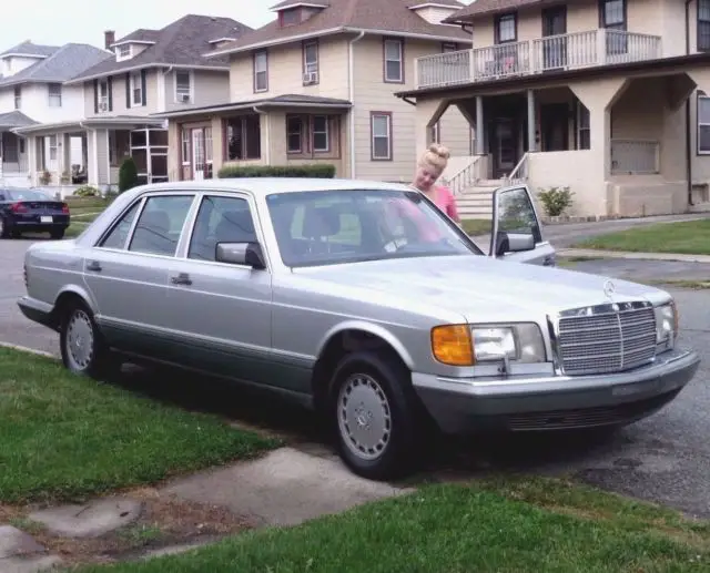 1988 Mercedes-Benz 300-Series 300SEL