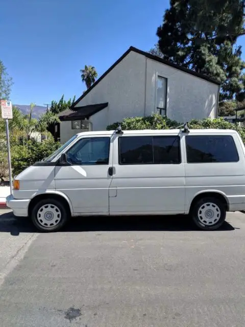 1993 Volkswagen Bus/Vanagon White