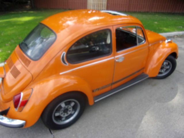1972 Volkswagen Beetle - Classic Super Beetle Coupe