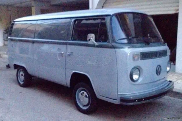 1977 Volkswagen Bus/Vanagon 3