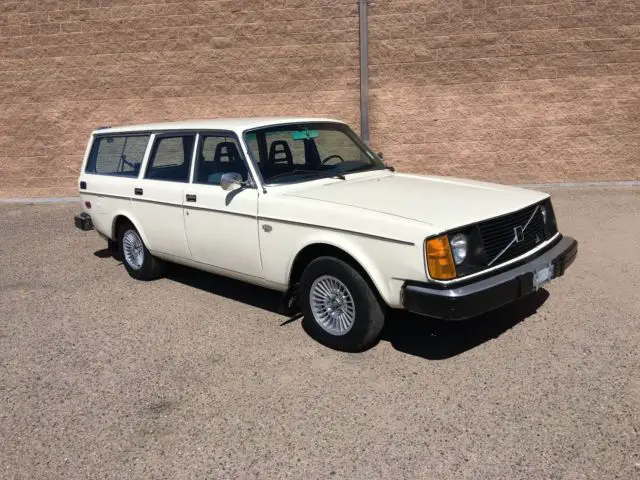 1977 Volvo 245