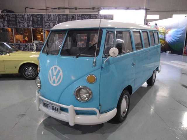 1975 Volkswagen Bus/Vanagon standart