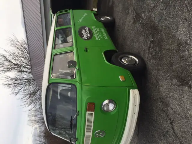 1974 Volkswagen Bus/Vanagon