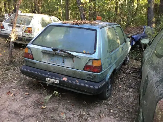 1985 Volkswagen Golf 2 and 4 door cars