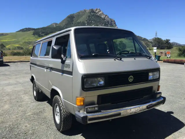 VW Vanagon SYNCRO 4WD Silver - Volkswagen Type 2 (T3) synchro bus for ...