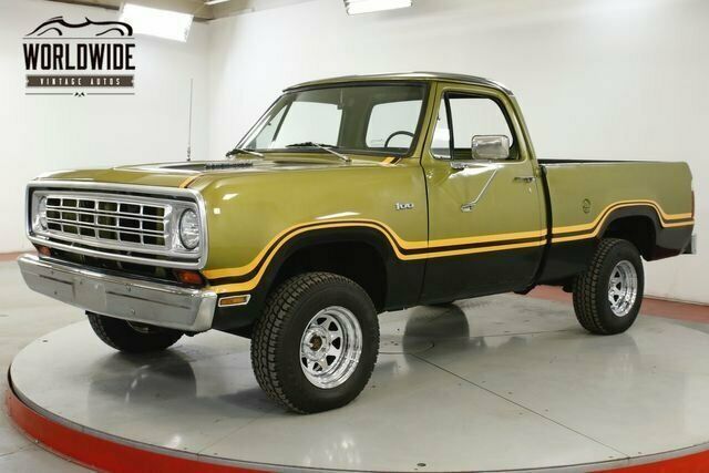 1975 Dodge Power Wagon