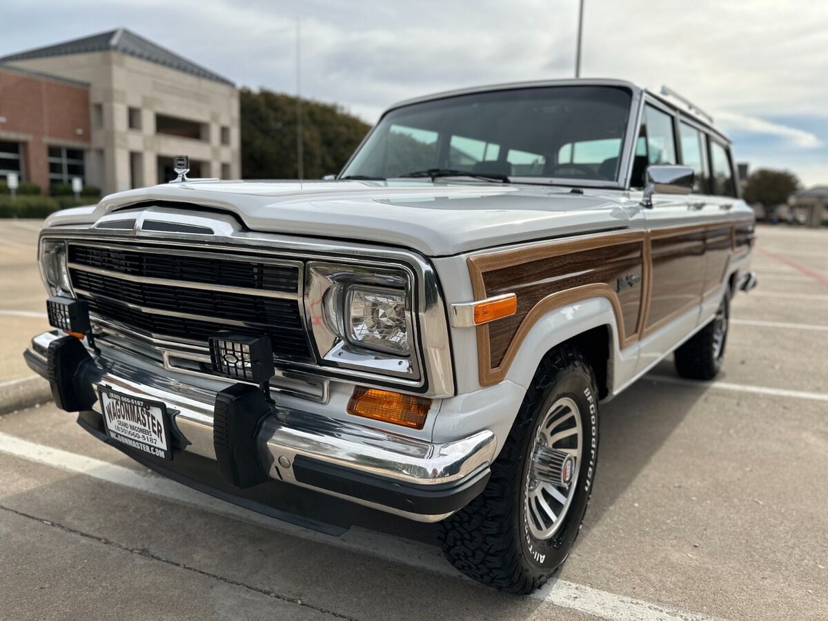 1987 Jeep Wagoneer