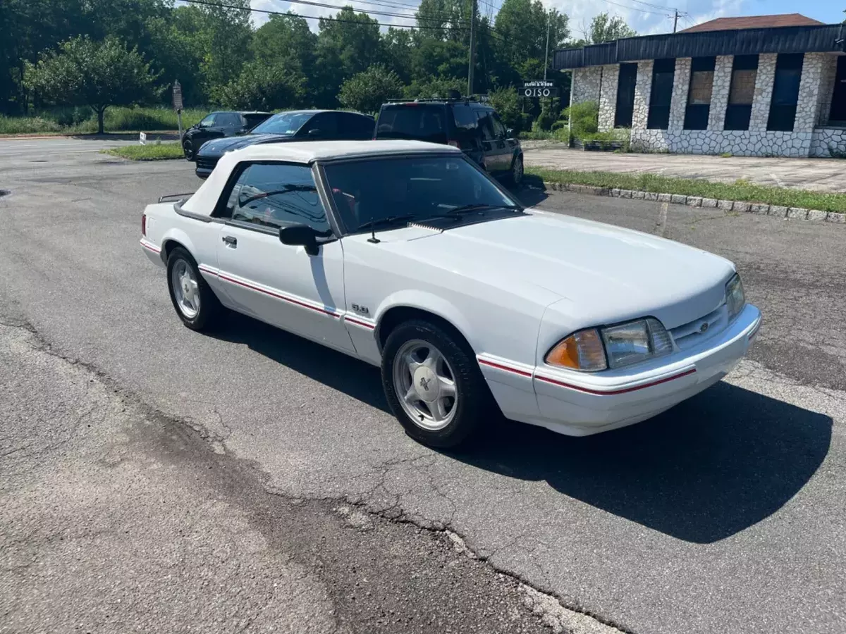 1992 Ford Mustang LX